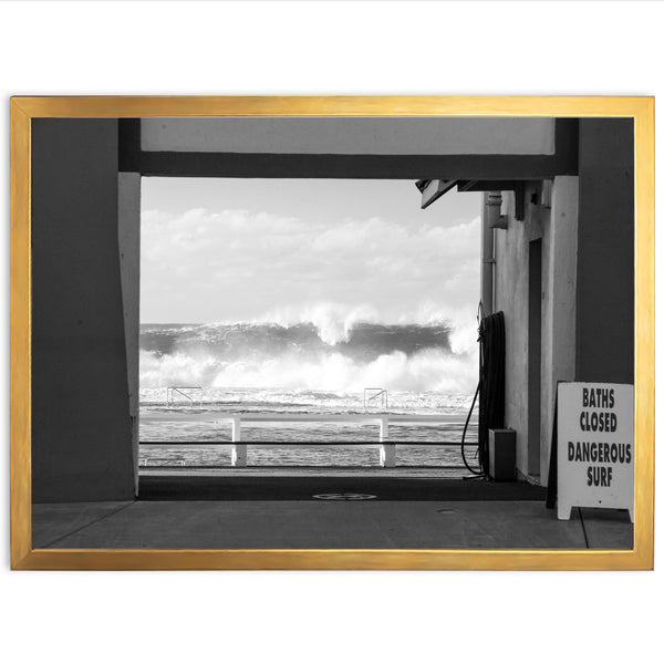 Dangerous Surf - Shutter and Frame