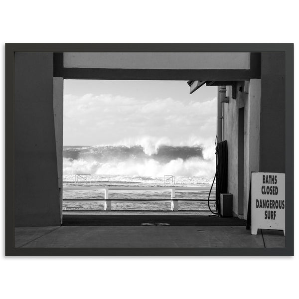 Dangerous Surf - Shutter and Frame