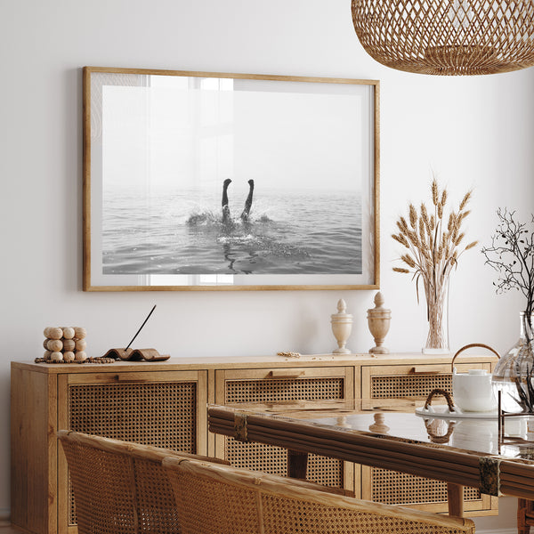 Dive II - Shutter and Frame
