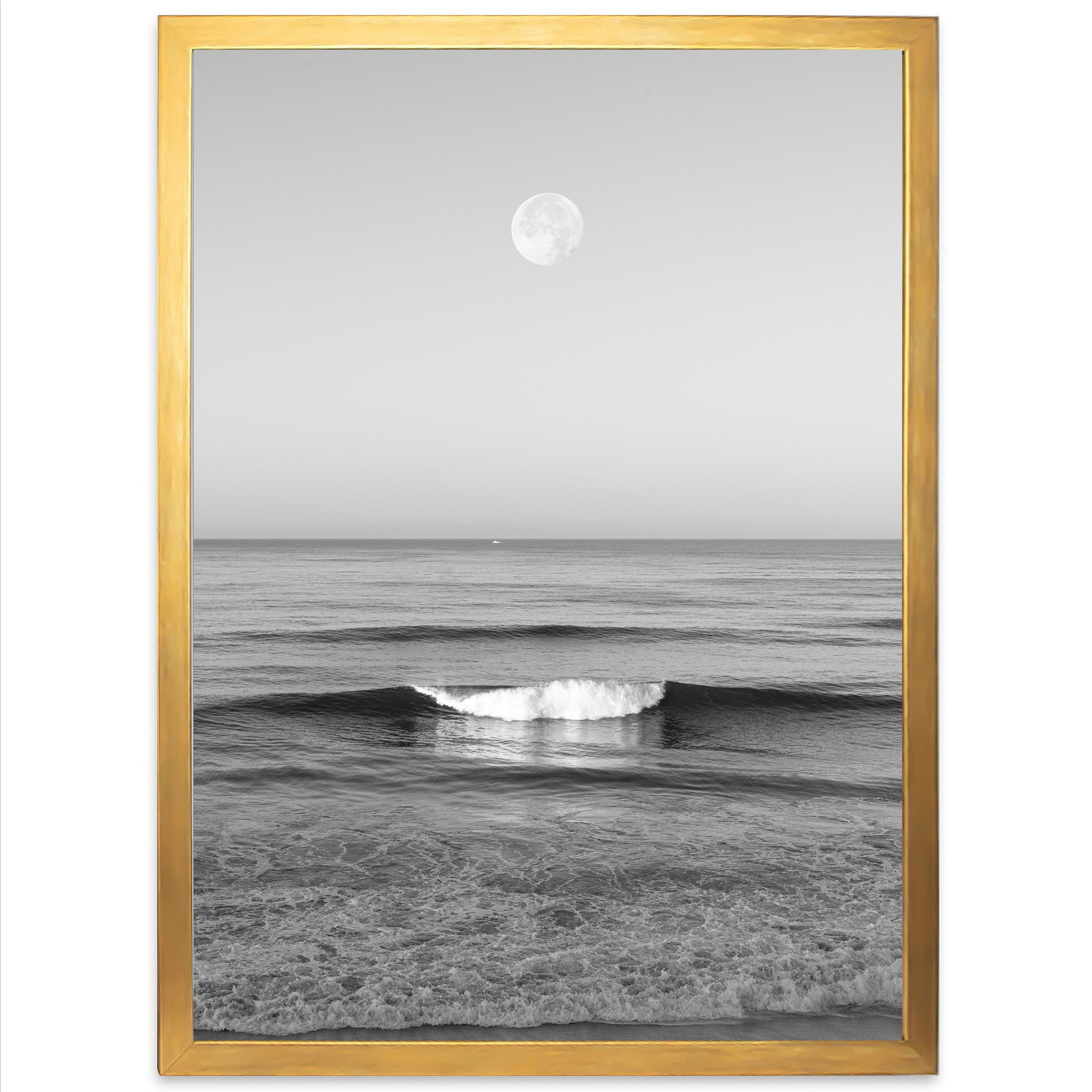 a black and white photo of a wave in the ocean